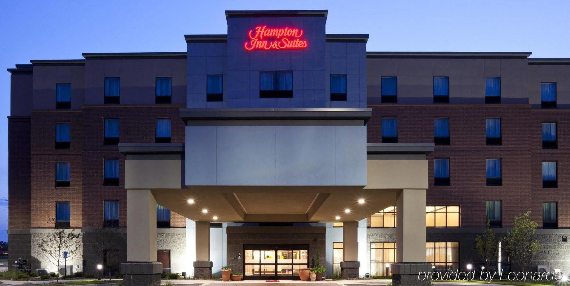 Hampton Inn & Suites Minneapolis West/ Minnetonka Exterior photo